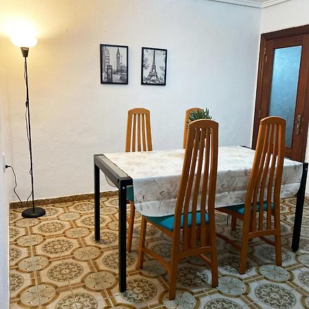 Valencia Well Located Shared Apartment Dış mekan fotoğraf