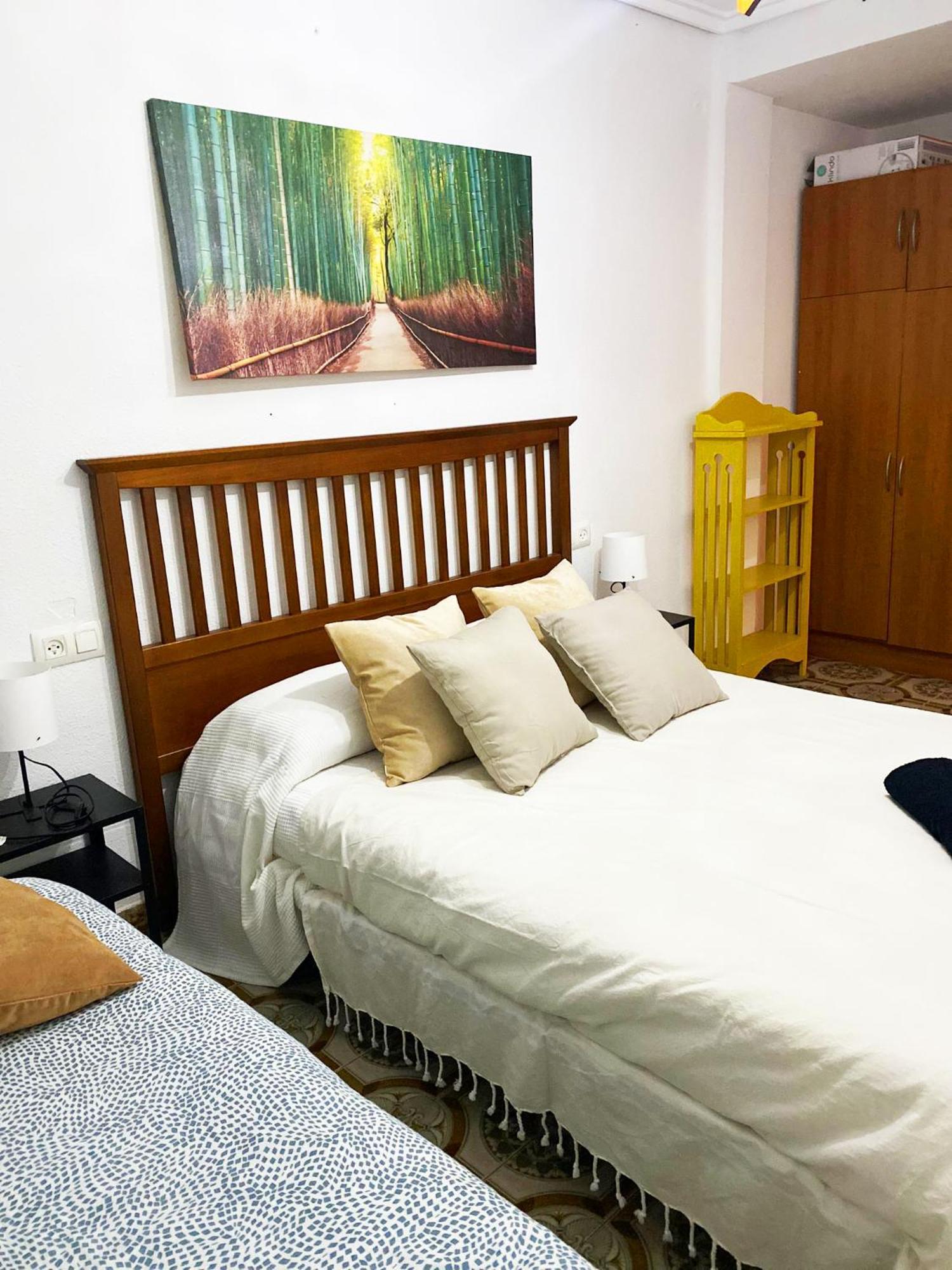 Valencia Well Located Shared Apartment Dış mekan fotoğraf